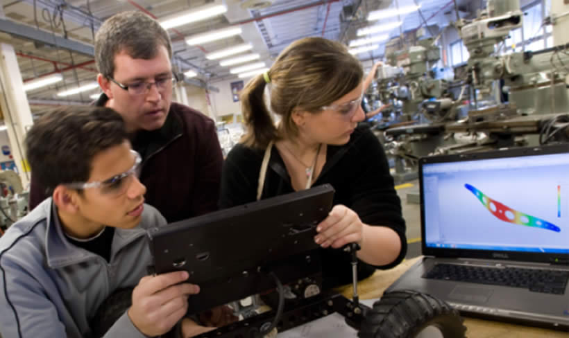 Zespół D1 z Politechniki Warszawskiej projektuje w SOLIDWORKS